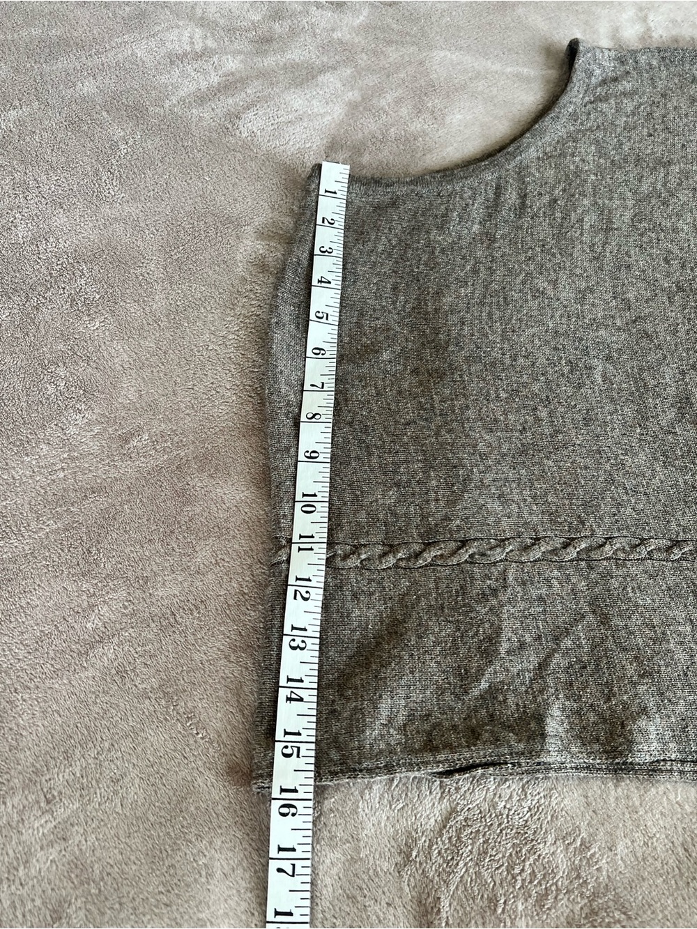 Cashmere Poncho - Picture 7 of 8